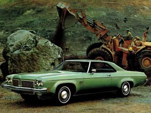 1973 Oldsmobile Delta 88 Royale Holiday Coupe